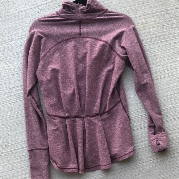 🍋 Lululemon•Peplum Maroon Jacket - Picture 2 of 4